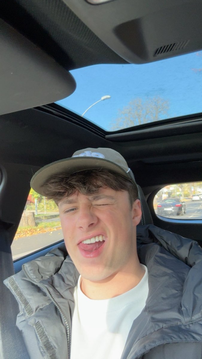 Irgendwie vergessen, dass ich hier nen Account habe. Vielleicht poste ich hier ab und zu mal was 🧐