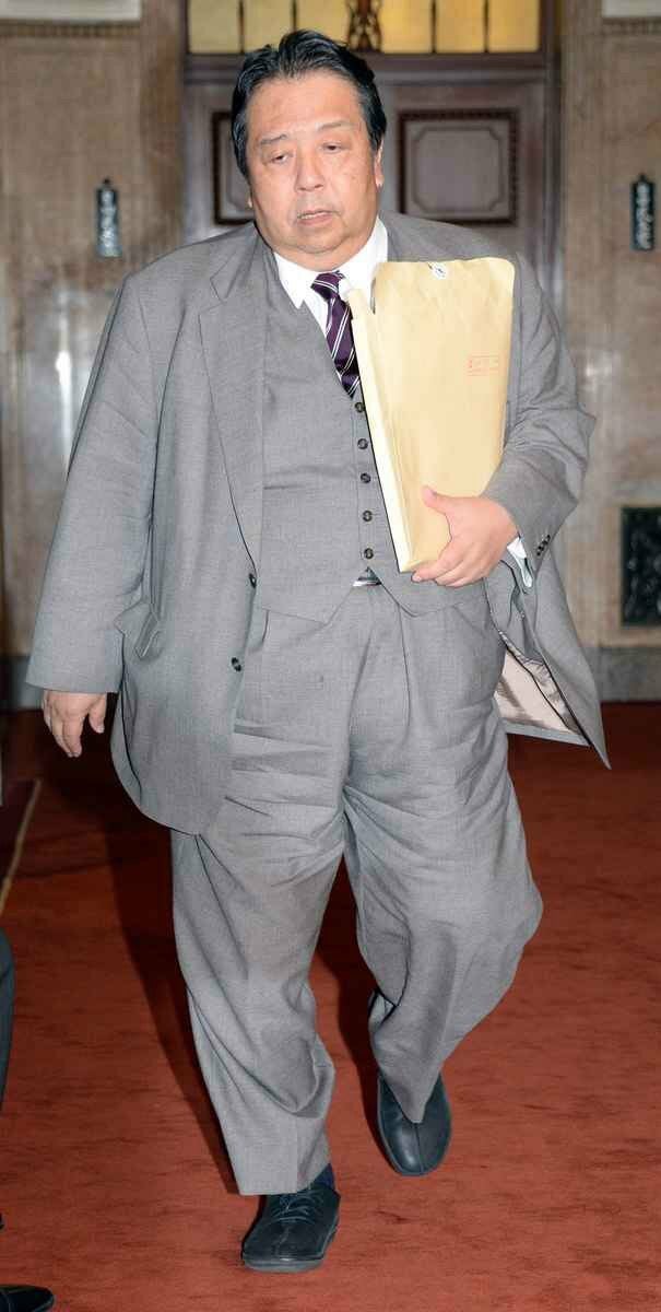 こいつルール無視して今回も比例単独だってよ。

比例で自民って書けばこいつが国会に戻って来るぞ。

いいのか？

比例は絶対に自民とは書かず、どこか保守系政党を選んでください。これ日本の為。