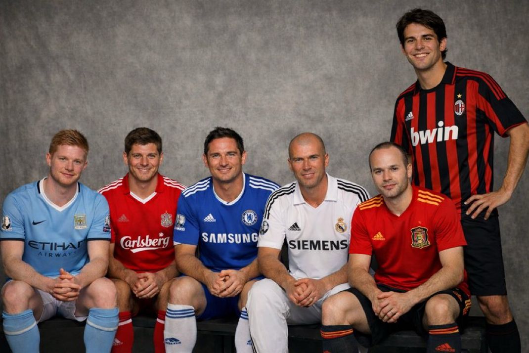 vbet_brasil's tweet image. O ADM quer saber...

Quem dessas feras levanta para o Kaká sentar nesse banco?