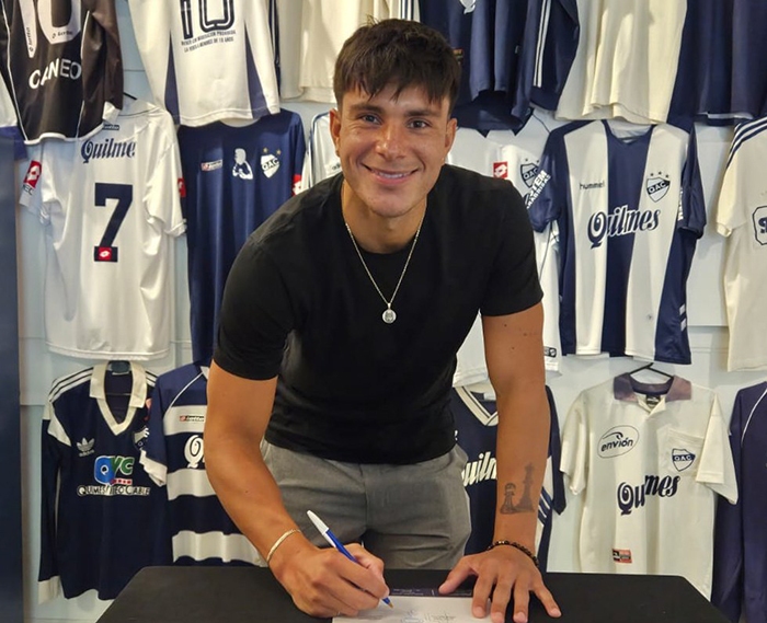 El Cervecero se entrenó este miércoles en doble turno en el predio de Aldosivi donde se hicieron tareas tácticas. Mientras tanto, en nuestra ciudad, firmaron sus respectivos contratos Alexis Domínguez, Thomas Ortega y Martín Vallejos, nuevos refuerzos, y viajaron a Mar del Plata.