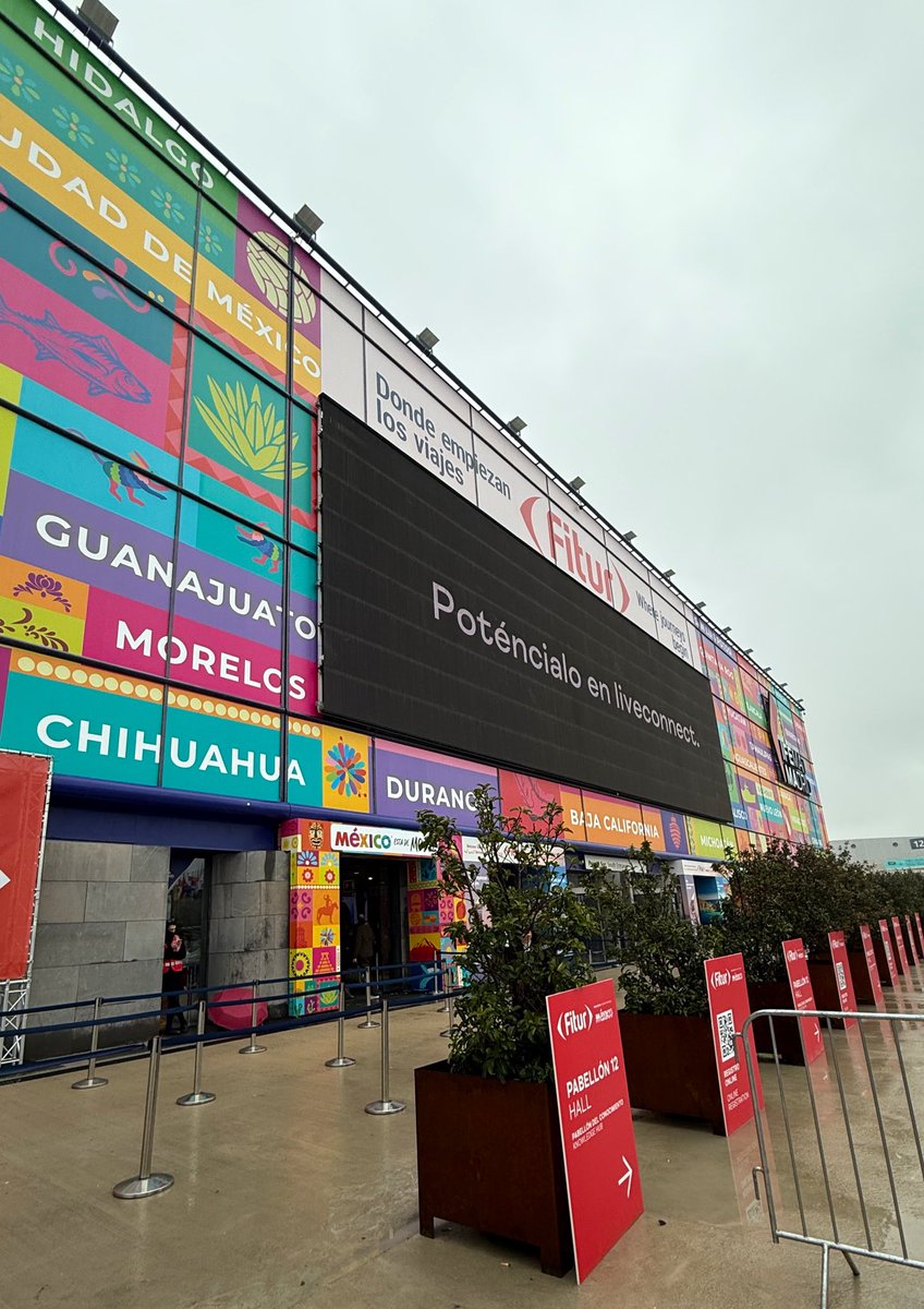 ExpertaViajera's tweet photo. Hemos llegado a @fitur_madrid donde @VisitMex es el país invitado.

Los 32 estados de la República se reúnen para mostrar tradiciones y experiencias que posicionan a México como un referente global.

@SECTUR_mx 
#FITUR2026 
#ExpertaViajera https://t.co/SkKCIUTPec