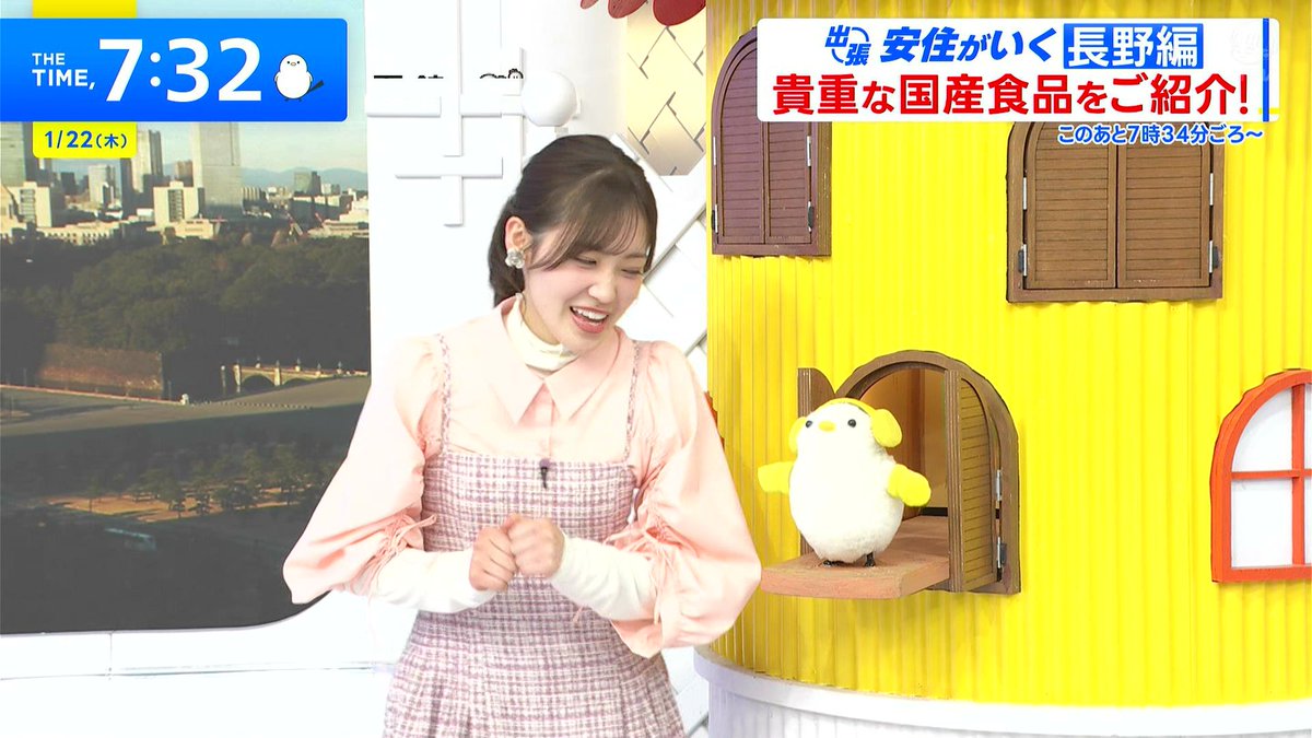 Chutohanpa1234's tweet photo. 🐥「まつりちゃ～ん！ここでお話するの初めてだね！折角だから一緒に記念撮影しよう！」
📷️✦ﾊﾟｼｬﾘﾊﾟｼｬﾘﾊﾟｼｬﾘ
🐥「いいね～！さすが写真集出すだけあるね！」
まつり「ありがとう～！シマエナガちゃんも勿論写真集をさ買ってくれたりｓ…」
🐥「…(ﾊﾞﾀﾝ!)」
#thetime_tbs https://t.co/nt35lP2rUy