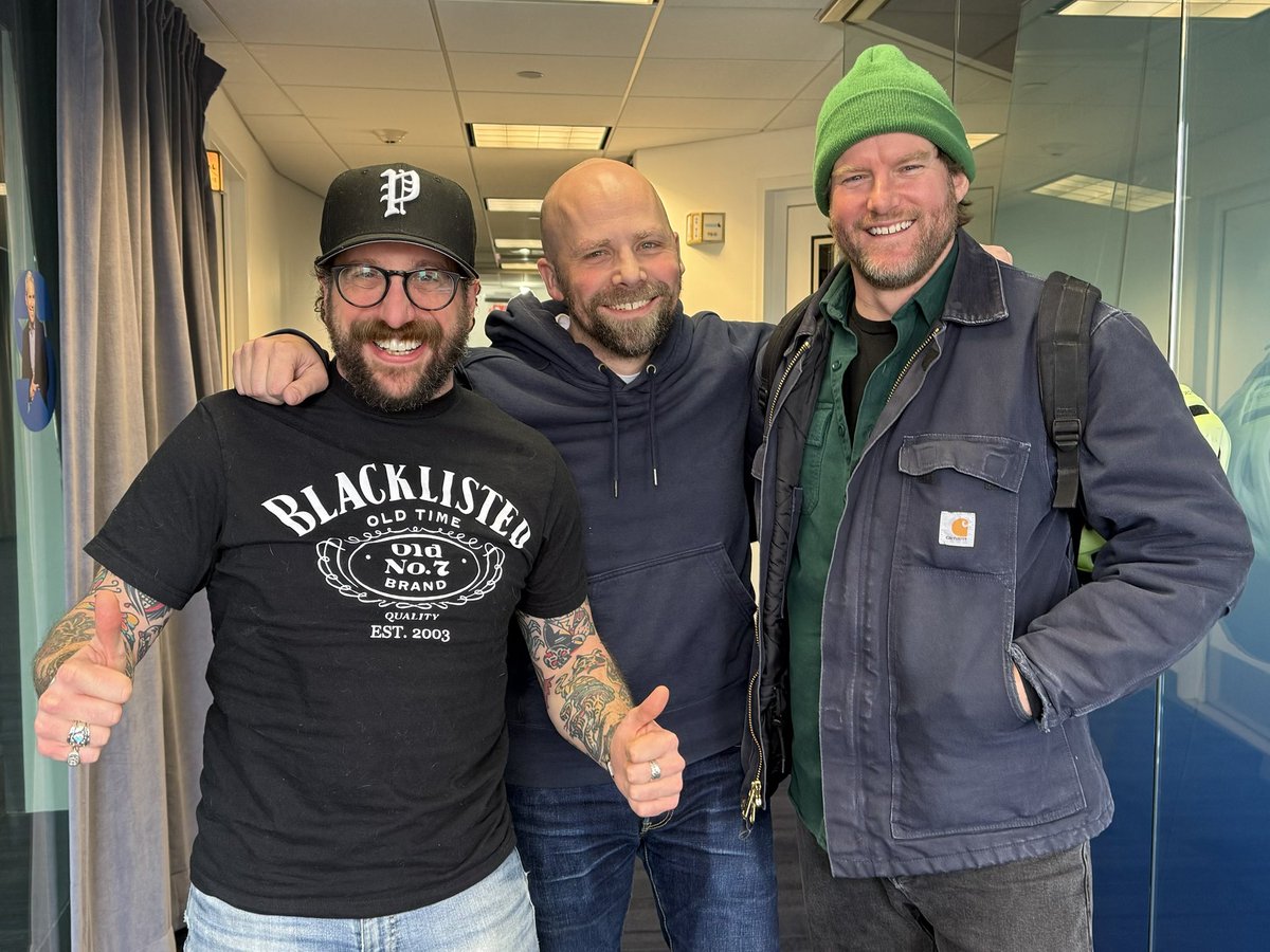 SamRobertsSXM's tweet image. Thanks to our best pal @ianimal69 for hanging out and bringing Patrick Holbert along for the ride! Check out his new show ‘IAN DO’ on YouTube and listen to today’s show anytime on the @SIRIUSXM app.