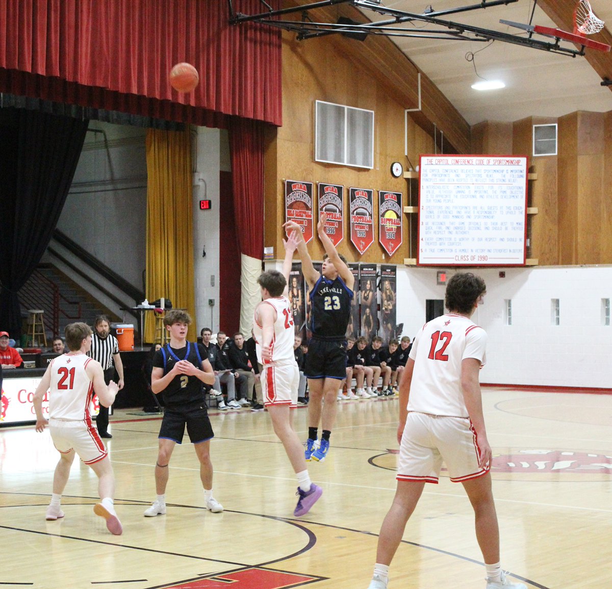 🕴🏾 tweet media