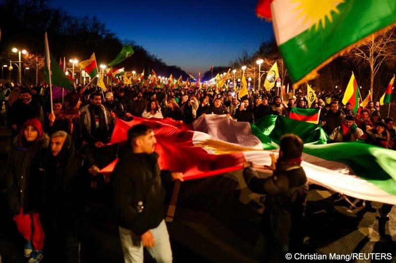 ChinasaNworu's tweet image. Just in

#German cities saw large pro-Kurdish demonstrations calling for an end to violence in northern #Syria amid renewed clashes between #Kurdish forces and government troops.

Read more: p.dw.com/p/579Ot