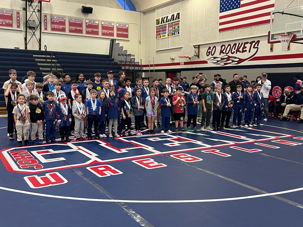 _JGathletics's tweet photo. Wrestling Quad at John Glenn High School.
#GoRockets
#RocketTrained https://t.co/9UeJW33usT