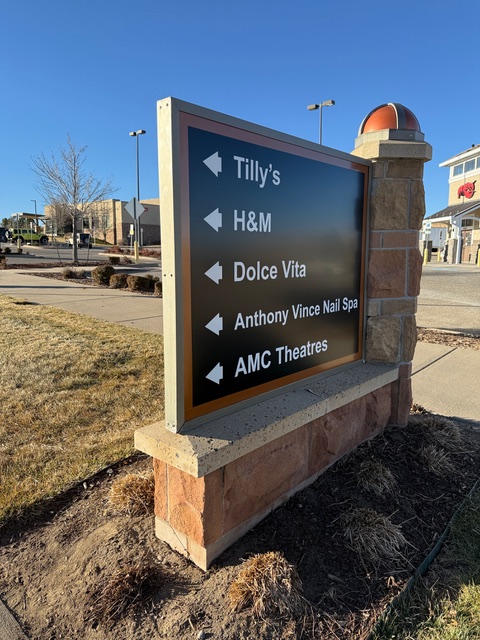 JJHeimColorado's tweet image. This was a fun project! We worked with Southlands Mall to update all of their wayfinding signs throughout their massive property.  Thanks #Southlands for the nice project! #BigSignProject #SignInstall #Wayfinding #imscolorado #SignatureWorthy