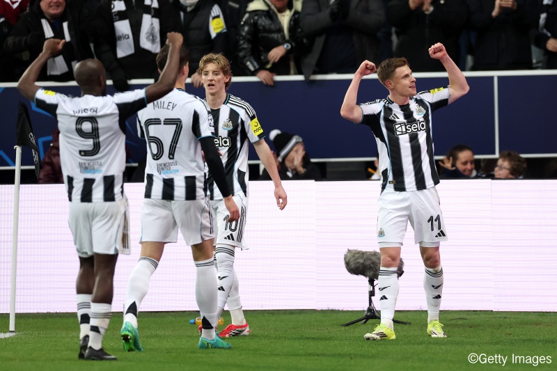 🆑試合結果🆑
ニューカッスルが決勝Tストレートイン圏内へ浮上！　PSVに3発完勝…最終節は王者PSGと激突
soccer-king.jp/news/world/cl/…

🗣️
「開始早々にウィサのゴールで先制したニューカッスルはゴードンとバーンズが追加点。インテルやマンCらを抜き去り、最終節を前に7位に浮上しました」