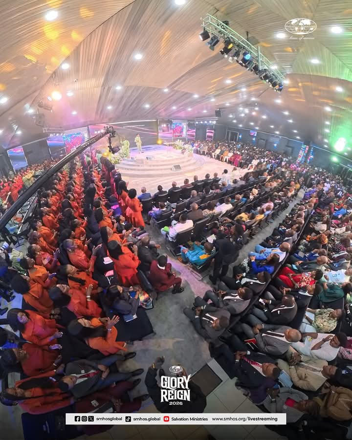 RealDearson's tweet image. Lord, we thank You for the multitude of worshippers You keep drawing to Yourself in @smhosglobal

For the success of Day 3, take all glory

#SMHOS
#GR26