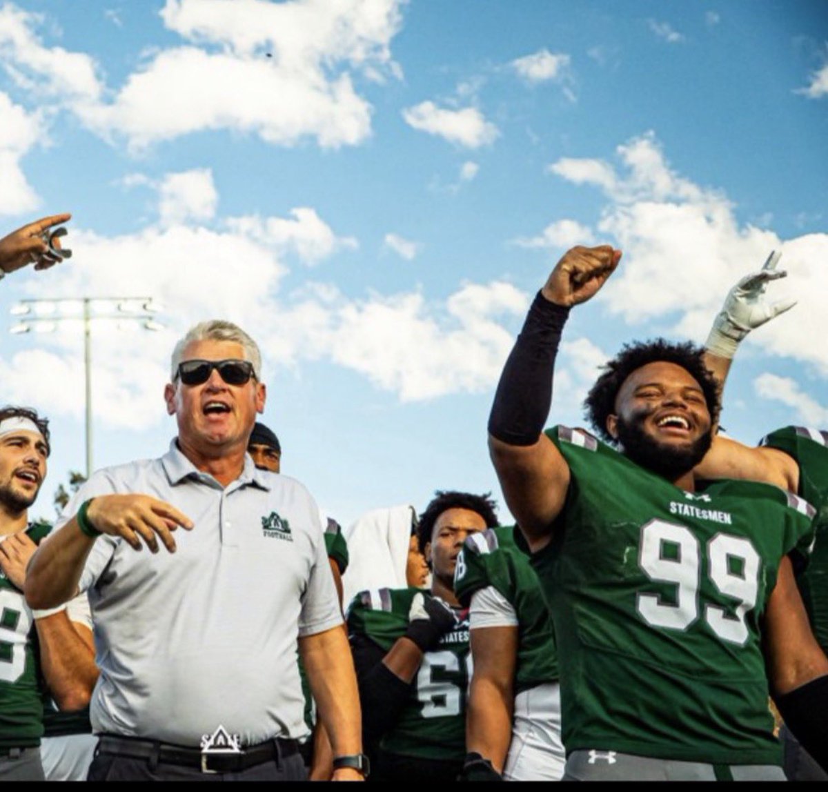 Alex Larry 🃏 tweet media