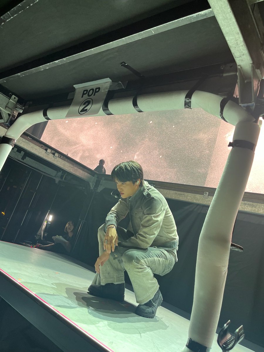 zkdlindaily's tweet image. [💭]