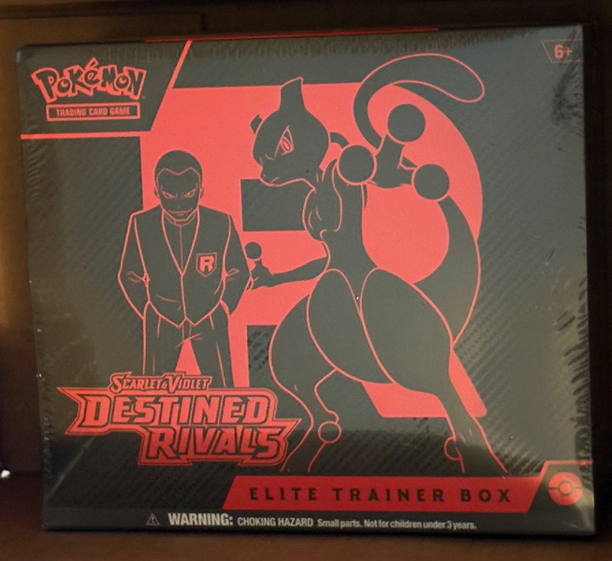 PokePurchaser's tweet image. Who wants a free Destined Rivals Elite Trainer Box? 

- Follow @PokePurchaser
- Repost this post 

Winner drawn 1/22 at 9pm central. Ships to US address!