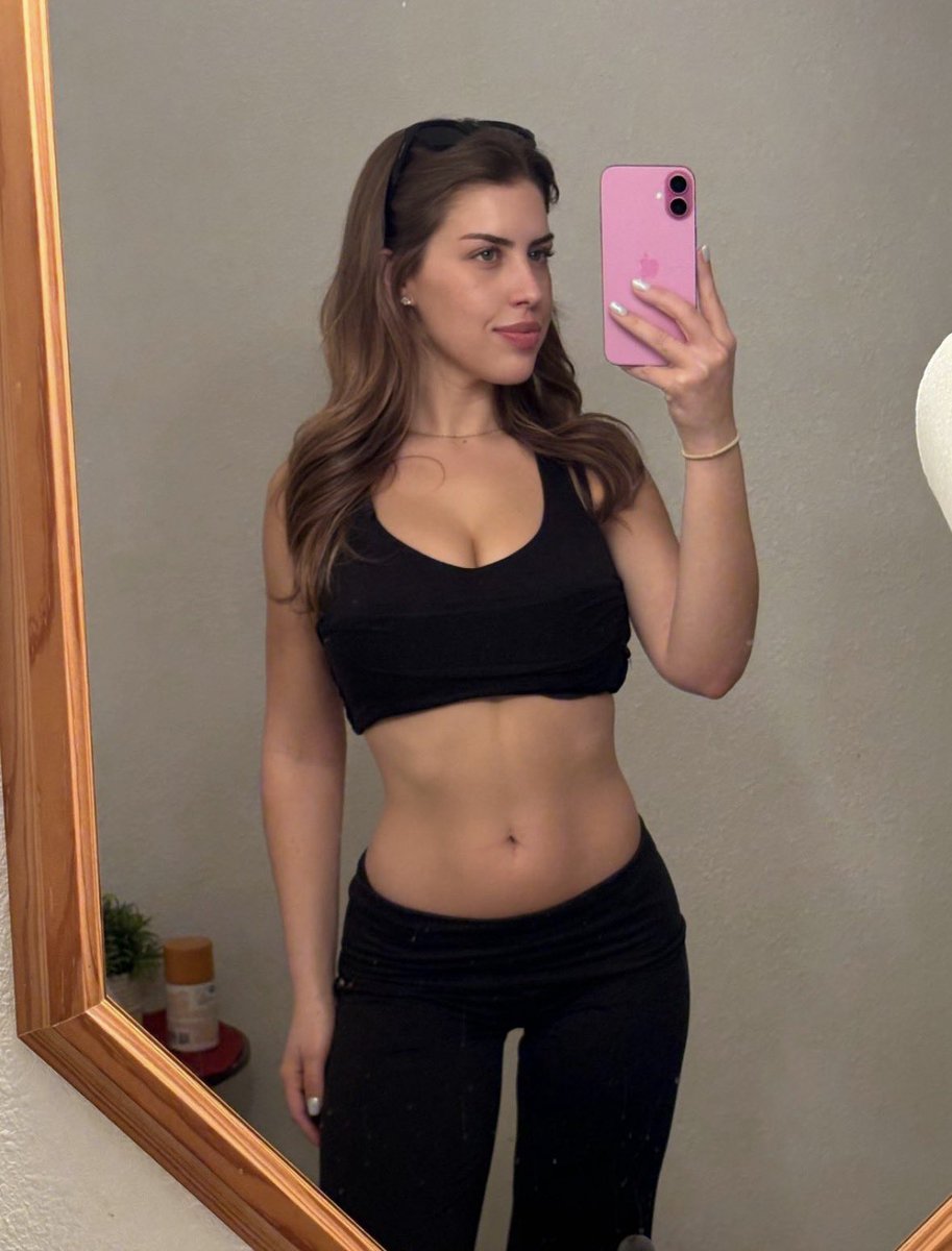 Isabella Moody tweet media
