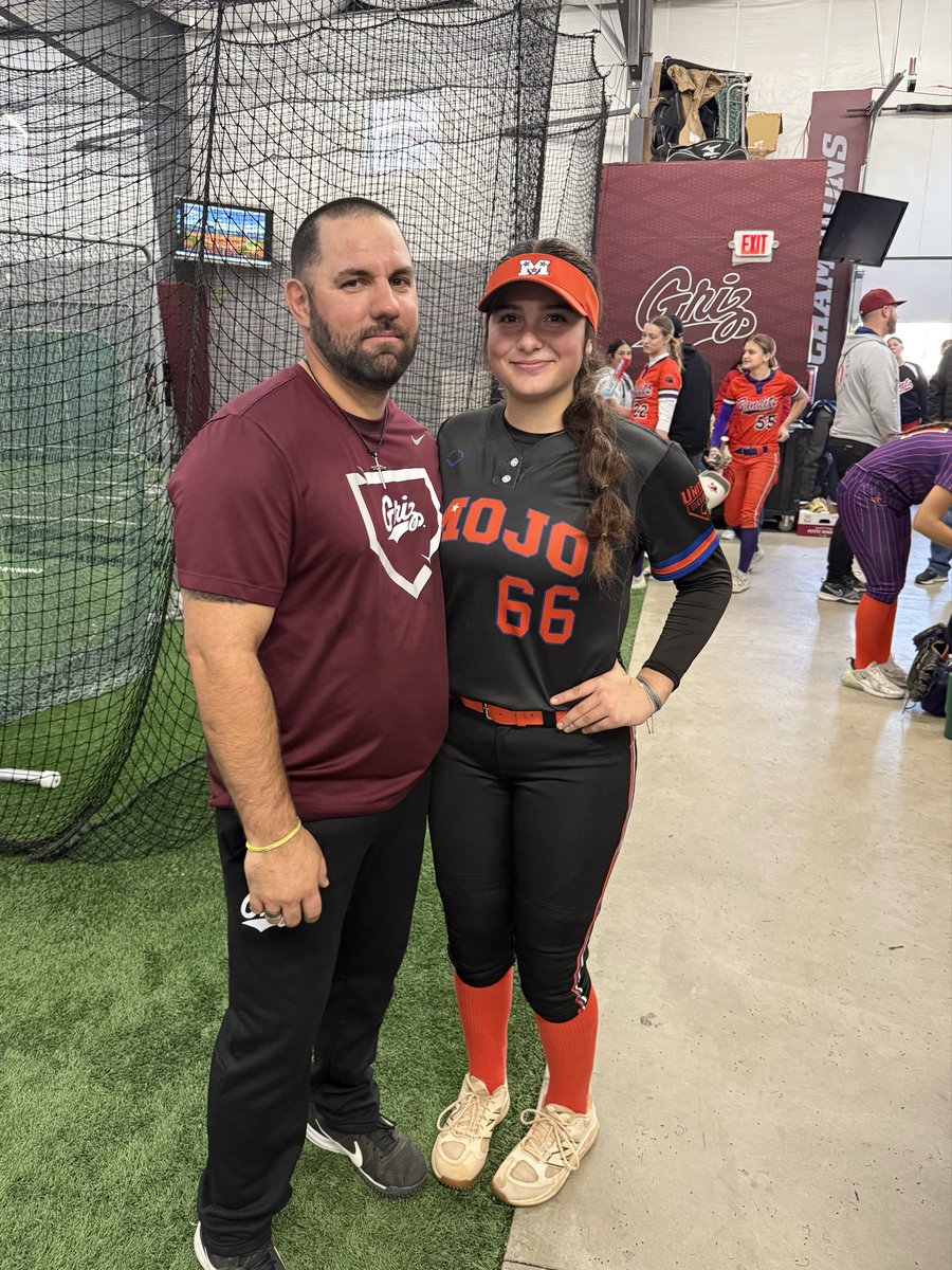 MojoPikas tweet media