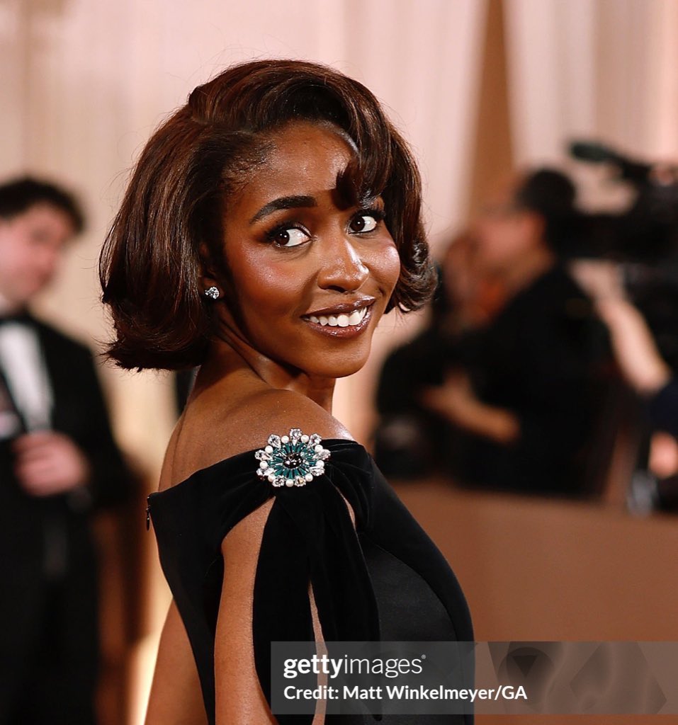 beuck_'s tweet photo. our getty queen https://t.co/z8ceEOx8u3