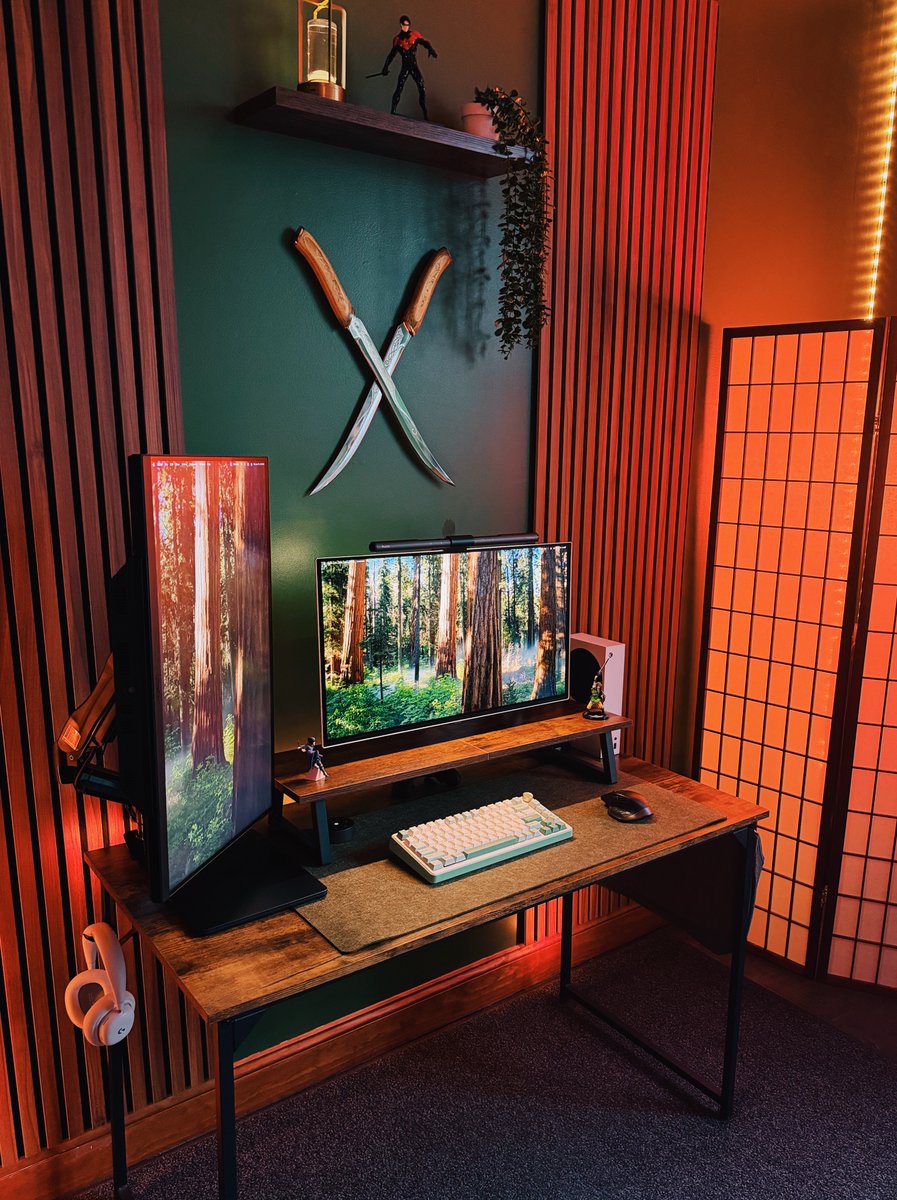 DanBMcMahon's tweet photo. @Dexerto I live in the US and this is what my setup looks like! https://t.co/t2XYBp58qH