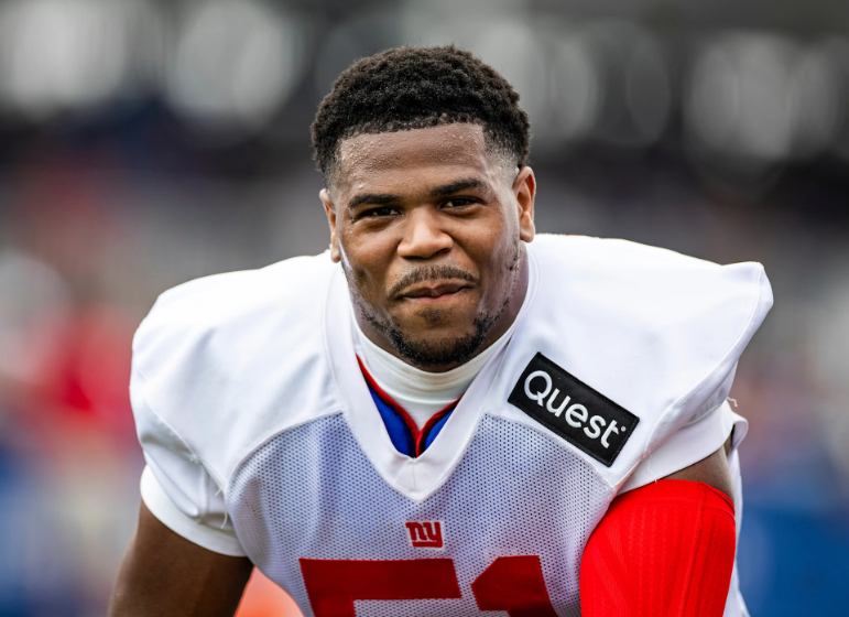 bigblue_data's tweet image. Abdul Carter ranked first among rookie edge rushers in PFF grade at 74.7.