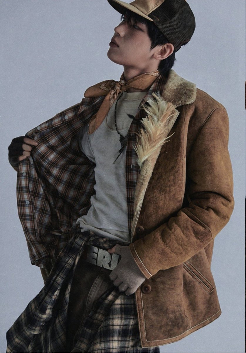 WE FINALLY HAVE AN HD VER OF THIS SUNOO PIC OMFG