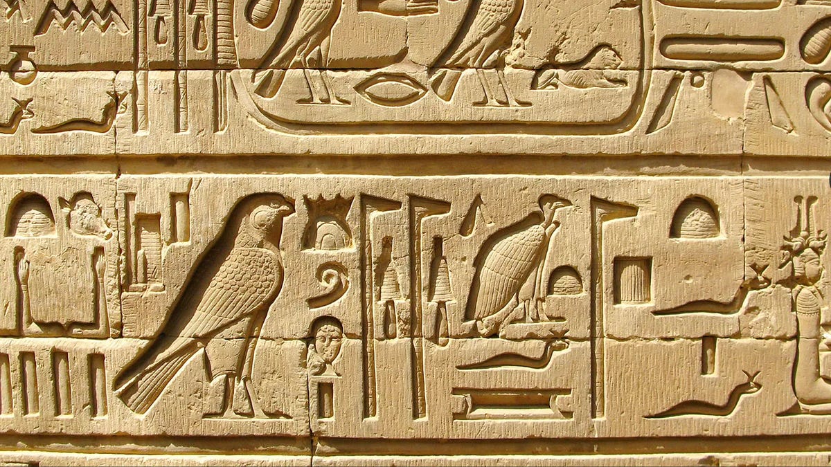 HackerNewsTop5 tweet media