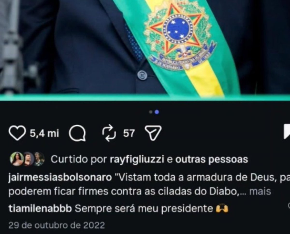 soulanzin's tweet image. Passado que a tia Milena apertou 22 nas urnas. #bbb26