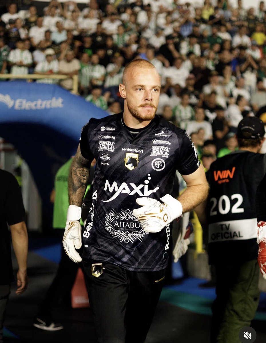 ¡REGRESA ORTEGA! 🇲🇽🕷️

El arquero Mexicano Miguel Ortega regresa a la convocatoria de <a href="/ClubLlanerosFC/">𝗟𝗹𝗮𝗻𝗲𝗿𝗼𝘀 𝗙𝘂́𝘁𝗯𝗼𝗹 𝗖𝗹𝘂𝗯</a>. 

El guardameta no estuvo en la fecha 1 por prevención y estará en el juego ante <a href="/ABucaramanga/">Atlético Bucaramanga</a>