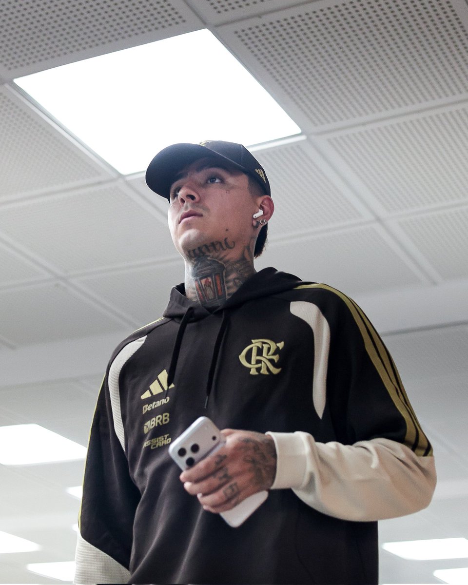 linyv3ntura's tweet image. Eternamente grata por estar vivendo esse momento de erick pulgar e jorge carrascal juntos no flamengo