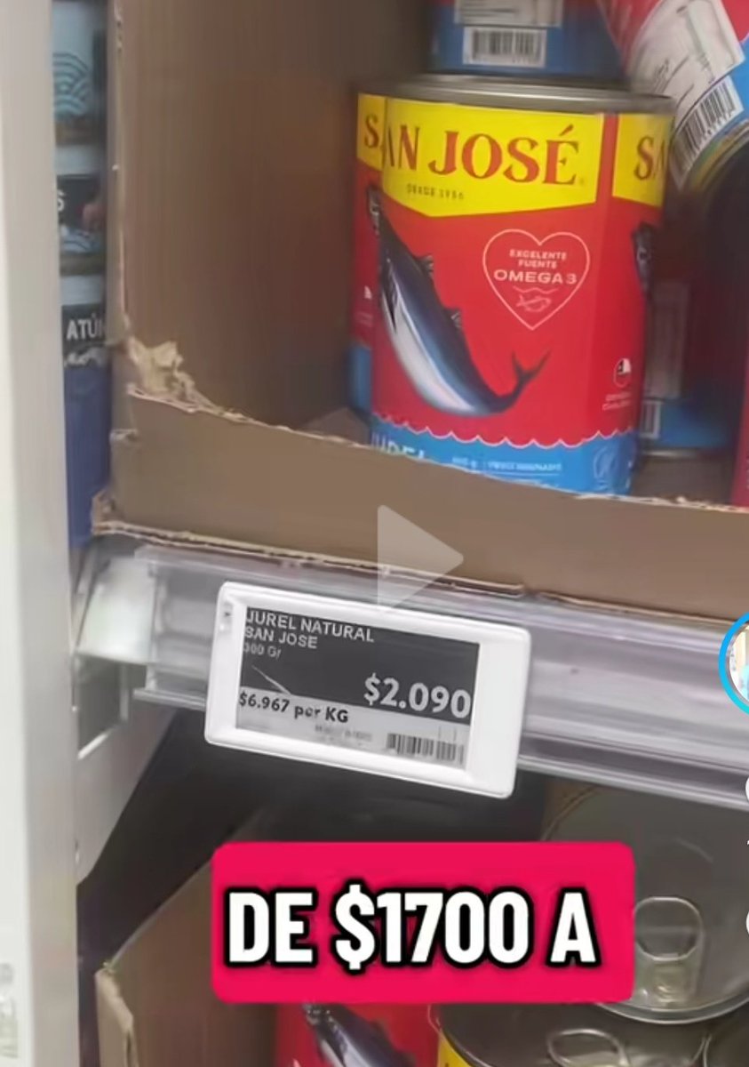 CarlosAmpuero's tweet image. Los empresarios son muy CSM esos mismos que defiende la Derecha 
@LIDERcl Subió los precios de los alimentos que más se Dona en las tragedias ..