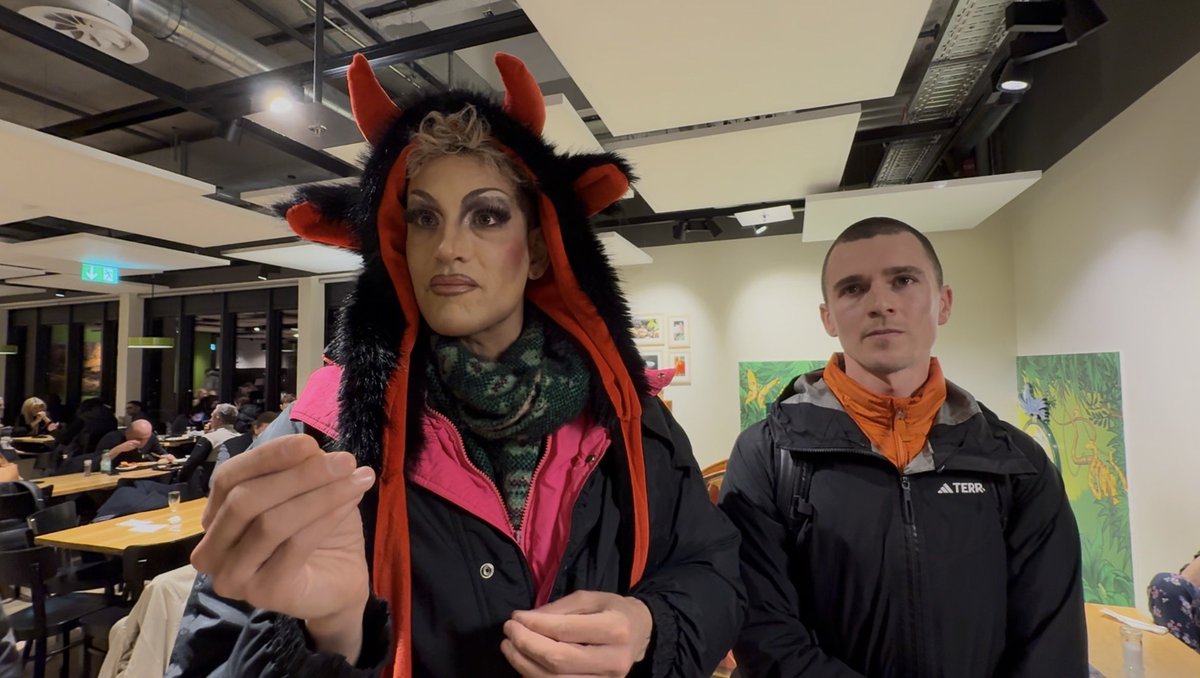 Things got heated and physical in Davos tonight while I was at dinner with <a href="/FranklySpeakP/">@ CSmiles_News</a> and the <a href="/vpopulimedia/">VoxPopuli</a> crew.

This man on the right who has been harassing me for two days, interrupting interviews and calling me the c-word — as I consistently, politely, and totally