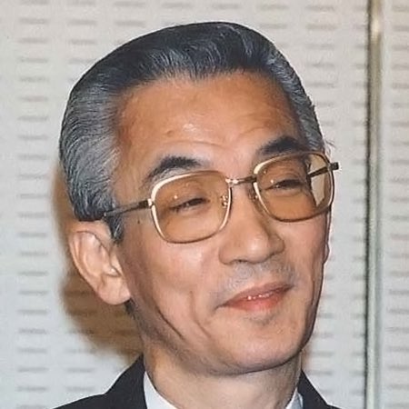 knightma310's tweet image. 左：父、横山やすしさん
右：息子、木村一八さん

オヤジさんにだんだん似てきたなと感じる。