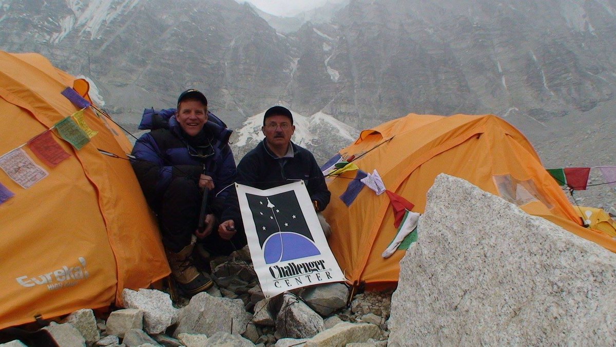 NASAWatch's tweet image. Looking forward to seeing my @ChallengerCTR friends and former #NASA coworkers tomorrow at the @NASA Remembrance events at Arlington. Trying to keep the dream alive. #AdAstra #Challenger #Columbia #Apollo1