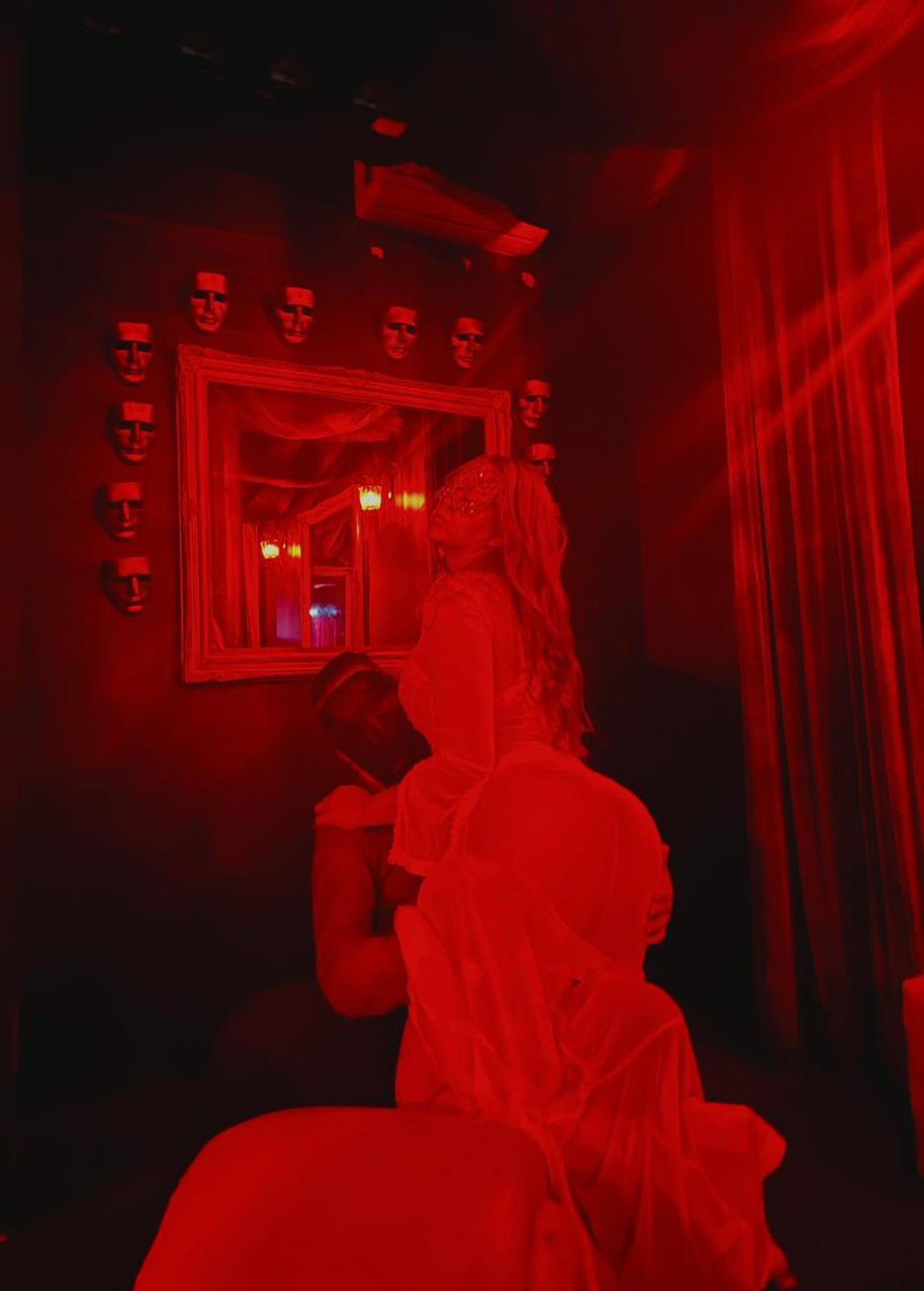 Ven celebra con nosotros esta gran unión <a href="/ClubVip57379/">SWEET CLUB VIP (OFICIAL)</a> <a href="/Enigma_Lust8/">SW Enigma Lust</a> Gran apertura, un nuevo club 🥂🔥 doble sensaciones, doble placer, las mejores instalaciones el mejor ambiente en un solo lugar 🫶🏻🥳
Reserva con tiempo y no te quedes sin presenciar esta increíble fusión 😈🔥🥂