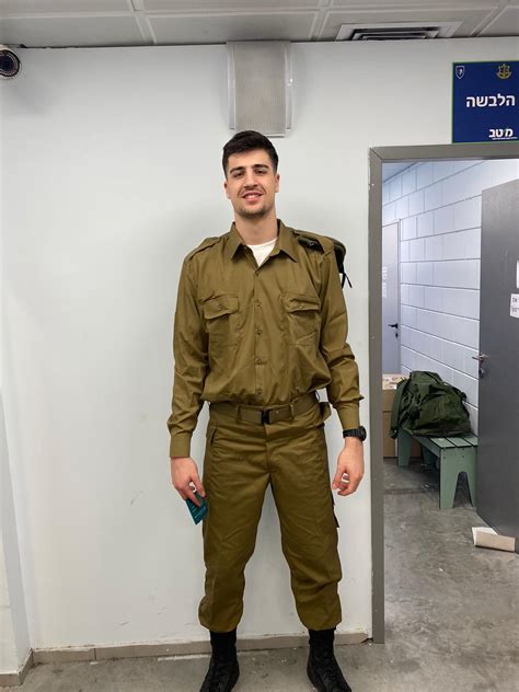 SmiloWino's tweet image. 🤔 Based upon the way he writes, he is also (ironically) "uneducated"! 🤡💔🏀 #ForNoReason 🤣 #DeportDeni #freepalesti̇ne 🫒❤️💪🏼🙏🏼.