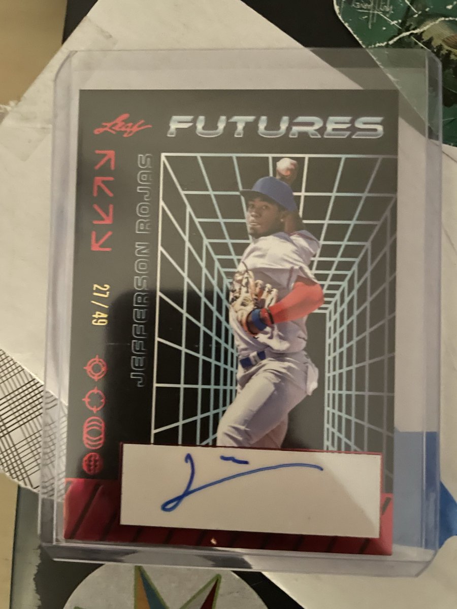 Thanks for the auto via <a href="/ngtcollectibles/">Nathan</a>’s thread. Unfortunately almost none of my followers are coming up when I attempt to type things after the @! #WhereCardboardMeetsCommunity