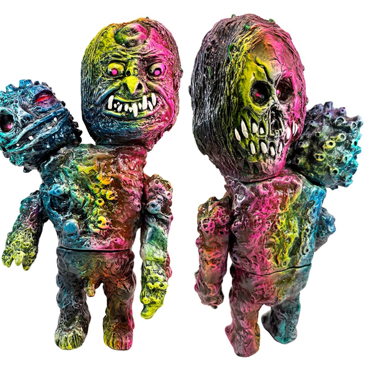 maxtoyco's tweet photo. More fantastic @frankmysterio_apc customs painted by #marknagata This week details soon ! #frankmysterio #mexafubi #monster https://t.co/L3pCIrcsdv