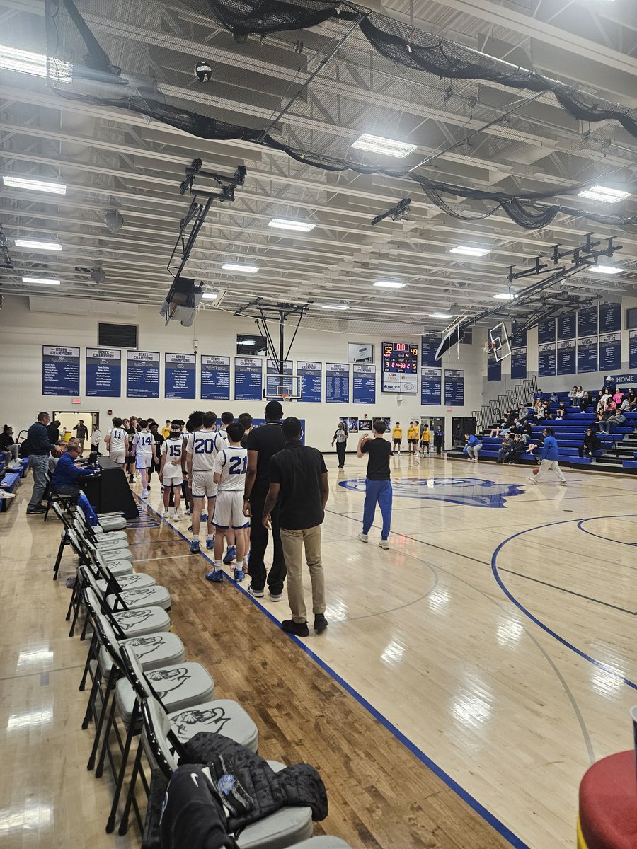 CougarsBoysBasketball tweet media