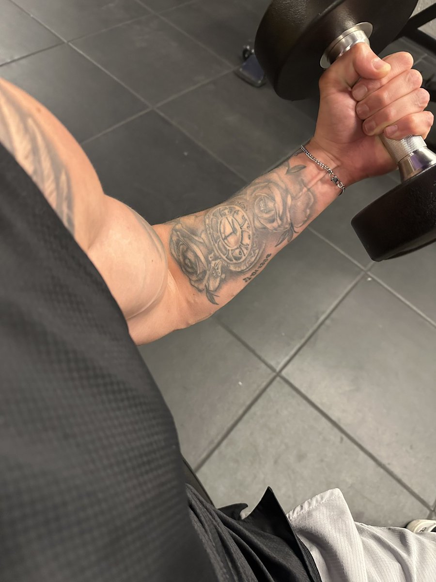 Nicolás 👀 tweet media