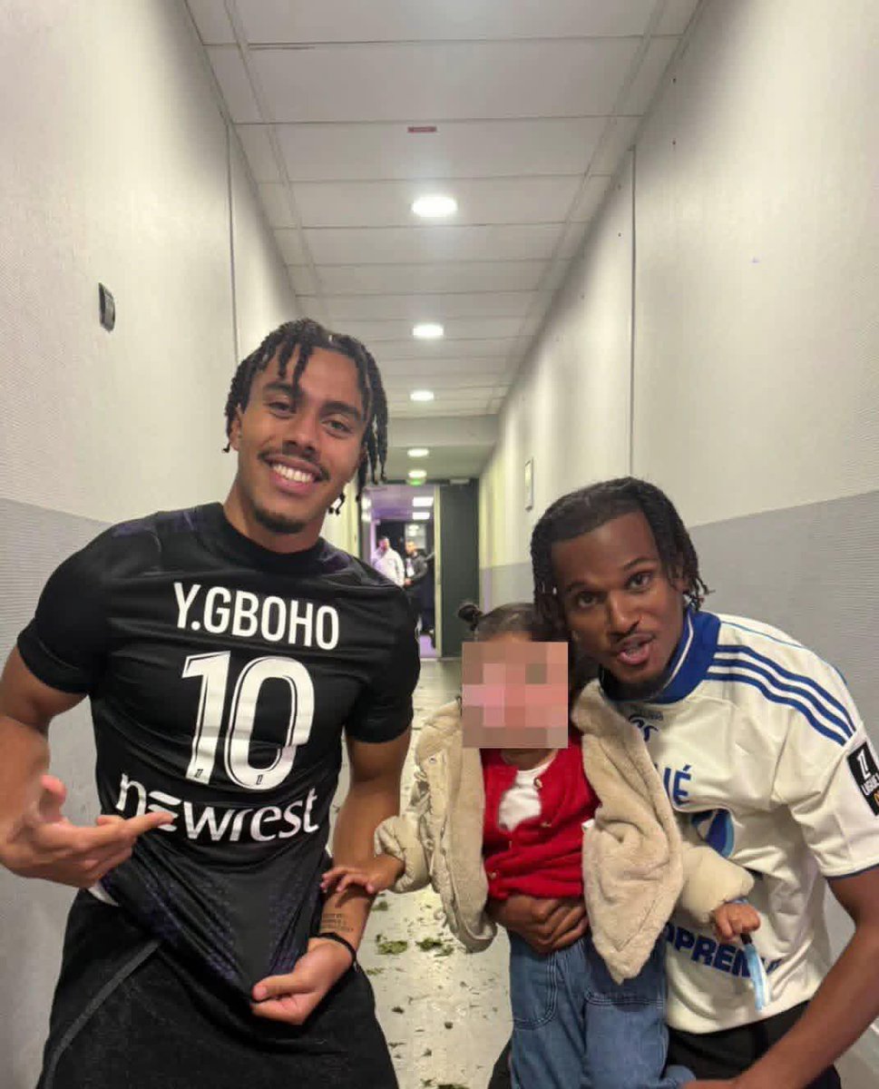 lemedia100filtr's tweet image. Guéla doué avec son Cousin Yann Gboho 🇨🇮😍