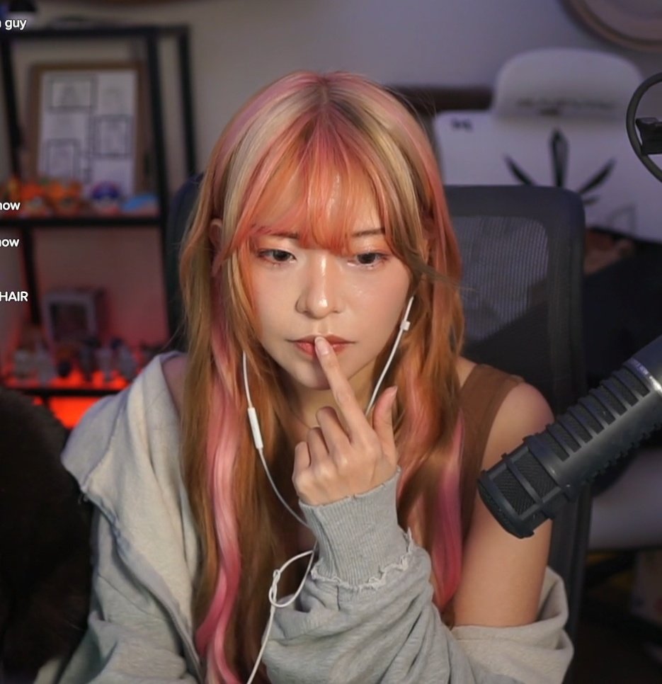 sam is w i t h e r i n g 🥀 tweet media