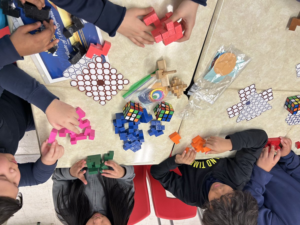 @StLawrenceCSTCDSB tweet media