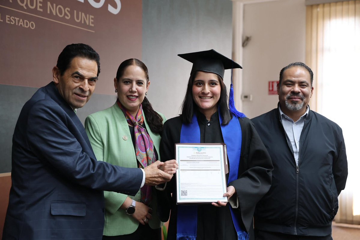 Celebramos la entrega de 15 certificados a las y los alumnos de Preparatoria Abierta

Estamos profundamente orgullosos del esfuerzo y la dedicación de cada uno de ustedes. 

 ¡Felicidades por este gran paso!

#LaTierraQueNosUne