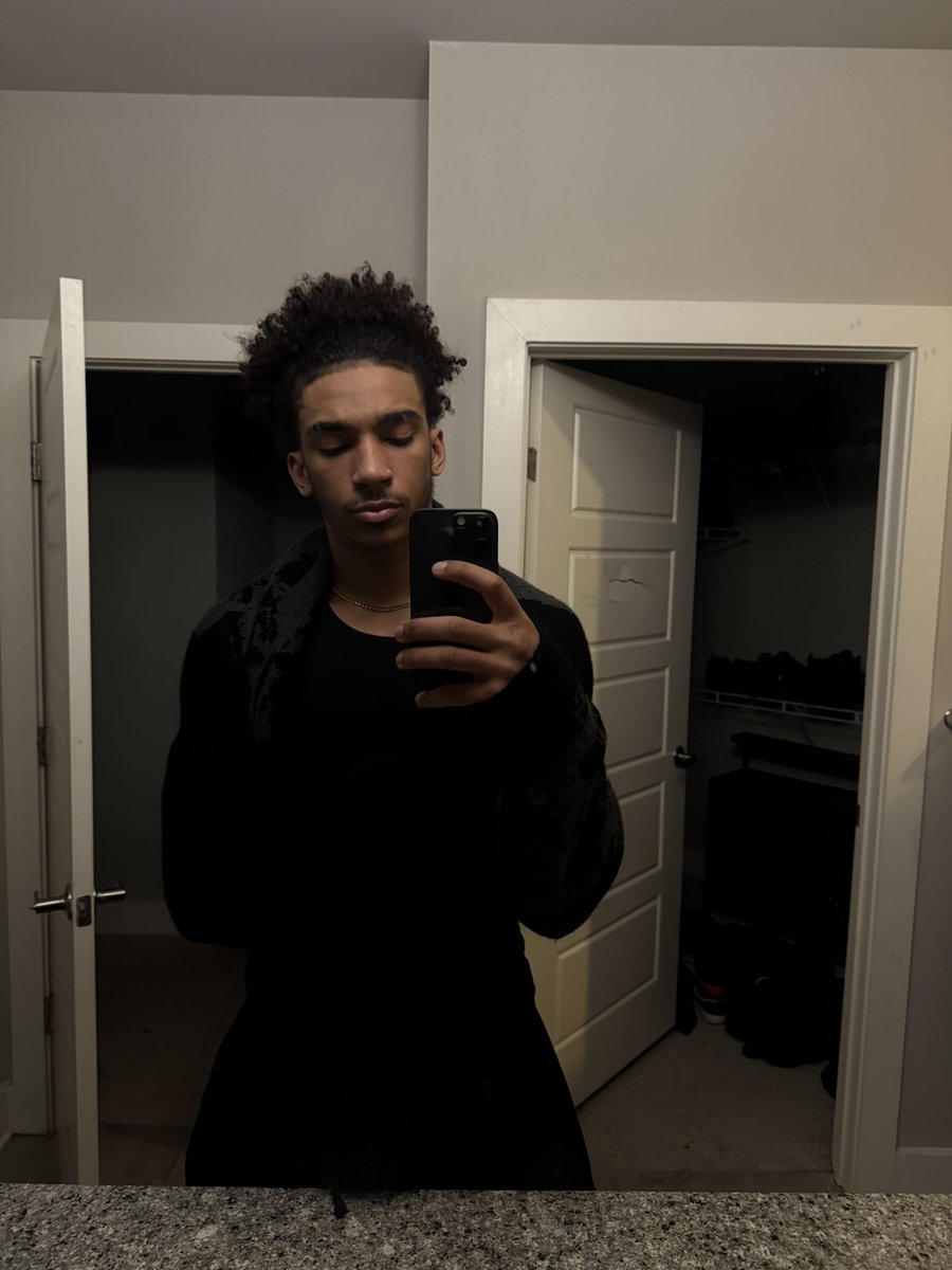 ray tweet media