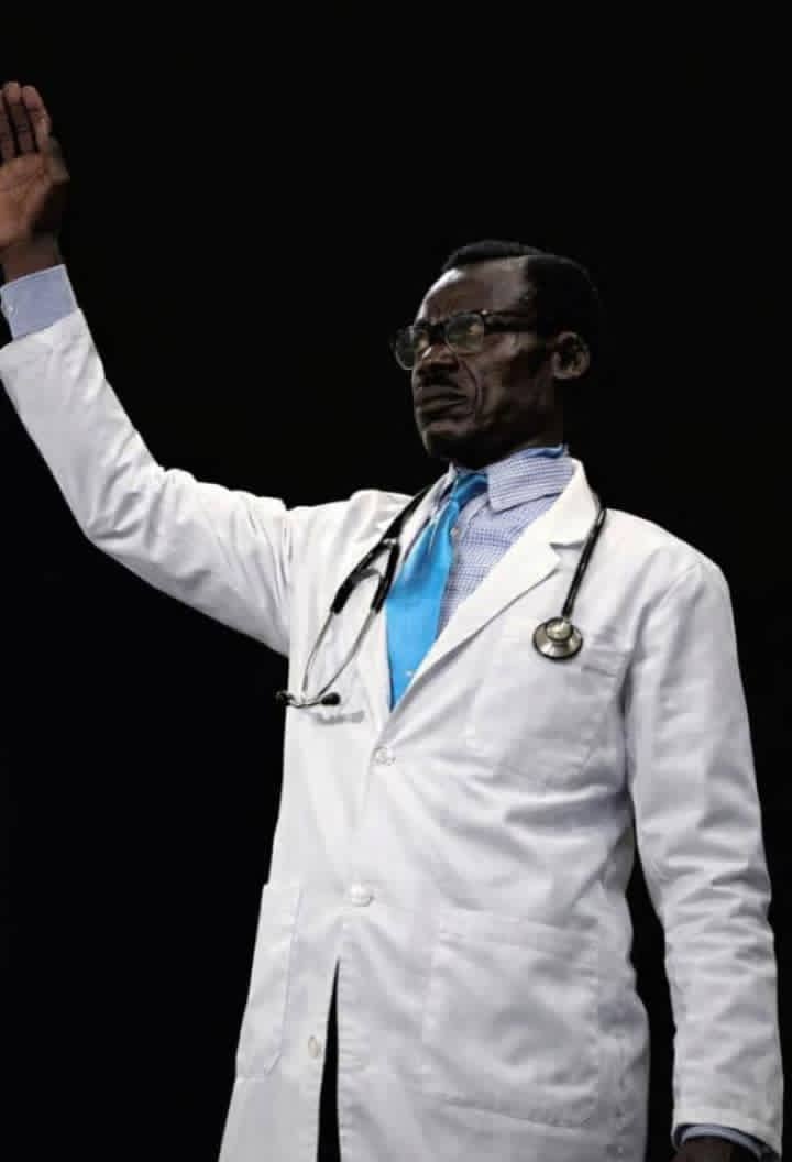 TMbutiwi's tweet photo. @PatrickMuyaya Paie complémentaire des agents et cadres de la santé, Lumumba amitisi loboko pour 3 mois d'impayement. https://t.co/BQm4Utvdbd