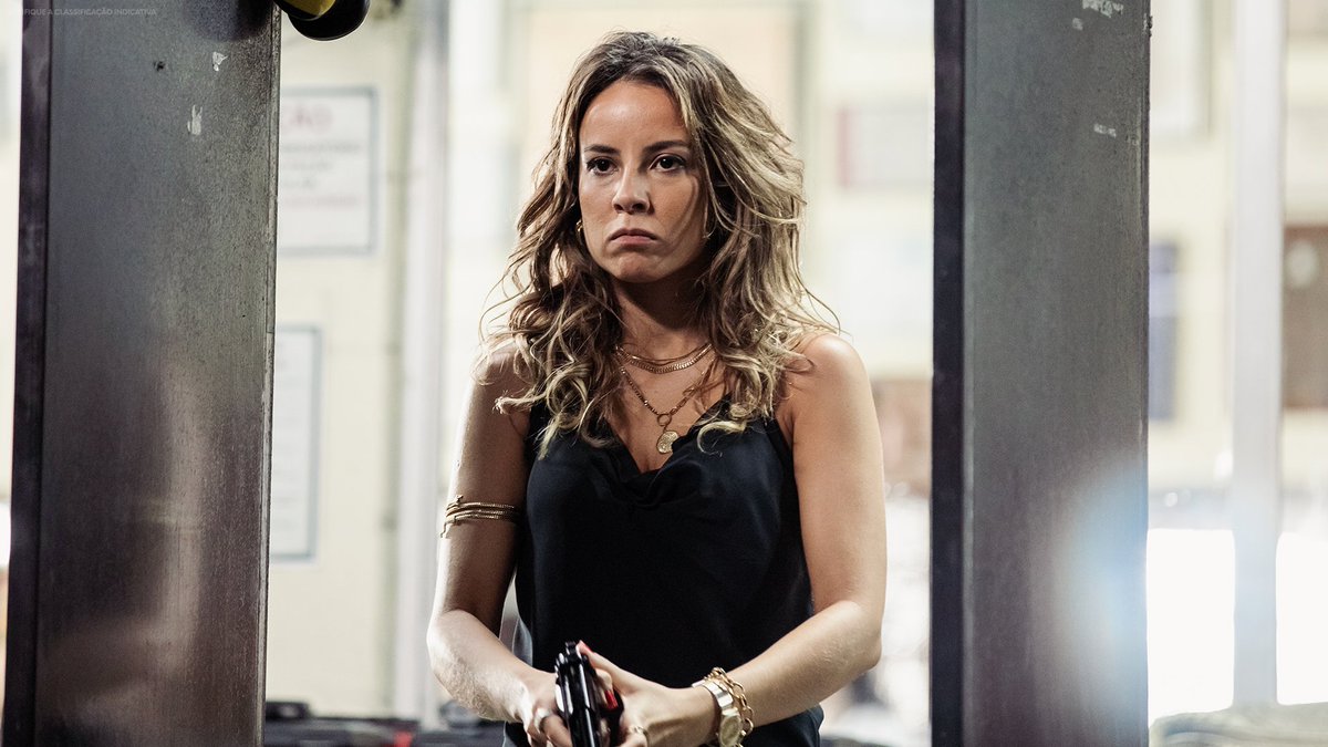 StreamMaxBR's tweet image. bendito seja o petróleo do qual extraíram o diesel que abasteceu o caminhão que levou o concreto para construir o hospital onde nasceu a Andréia Horta 🛐🛐🛐