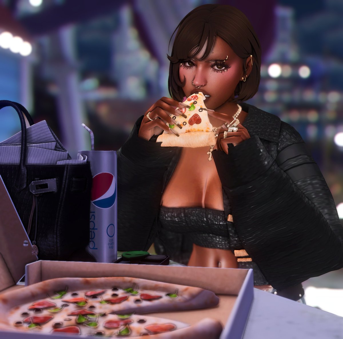 Mamiiyamiii's tweet image. Pizza &amp;amp; Yap🧐
[@kuntx100]