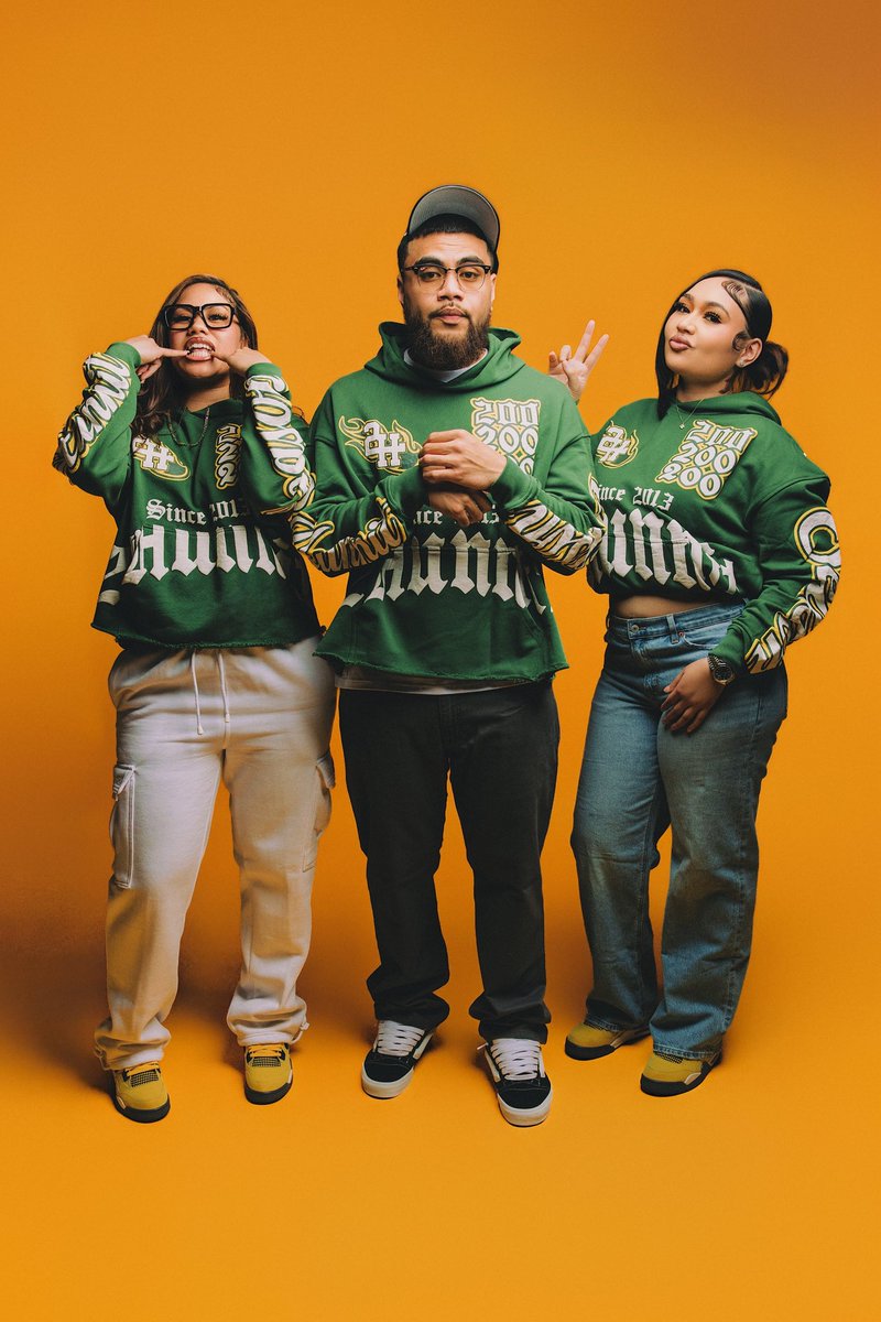 2 H U N N I T tweet media