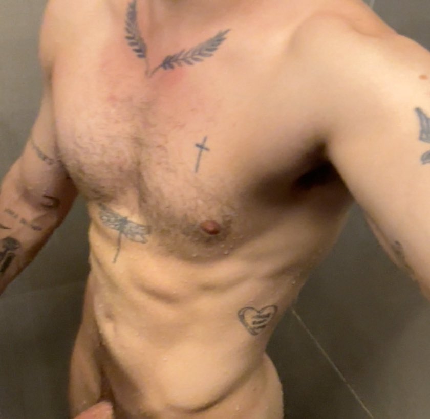 Eu depressivo: acho que vou me sexualizar um pouco 🤷🏼‍♂️