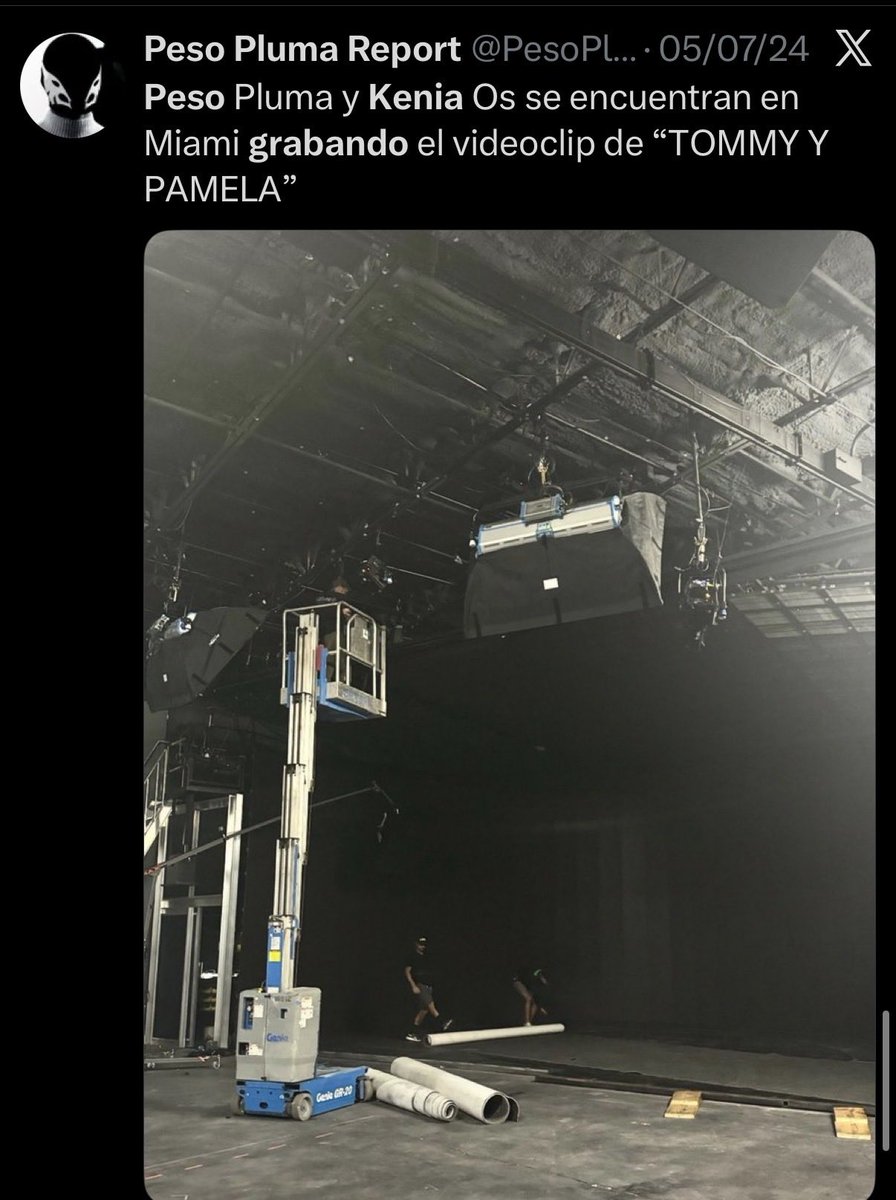 KdKarma_01's tweet image. La misma Hannah Howell acaba de confirmar que fue el 25 de julio de 2024 el día que Peso pluma le pidió ser su novia, Kenia OS mencionó que el estaba nervioso en la grabación del video musical del día 5 de Julio de 2024 cuando el aún estaba soltero