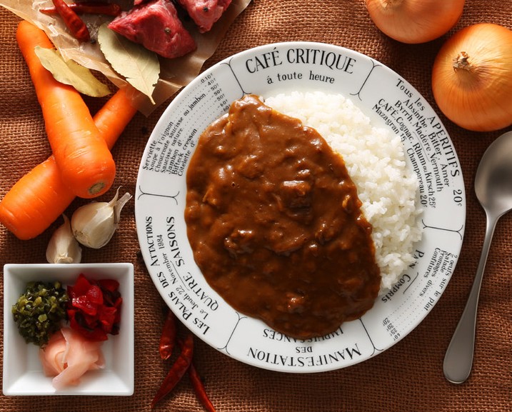 おはようございます。銭函5丁目は晴れ🌞

本日 #カレーの日 🍛
スパイスの香りで元気チャージ！
寒い日も忙しい日も、カレーで元気をチャージ✊
今日はお気に入りの一皿で、心も体もぽかぽかに✨

#企業公式が朝の挨拶を言い合う
#企業公式相互フォロー