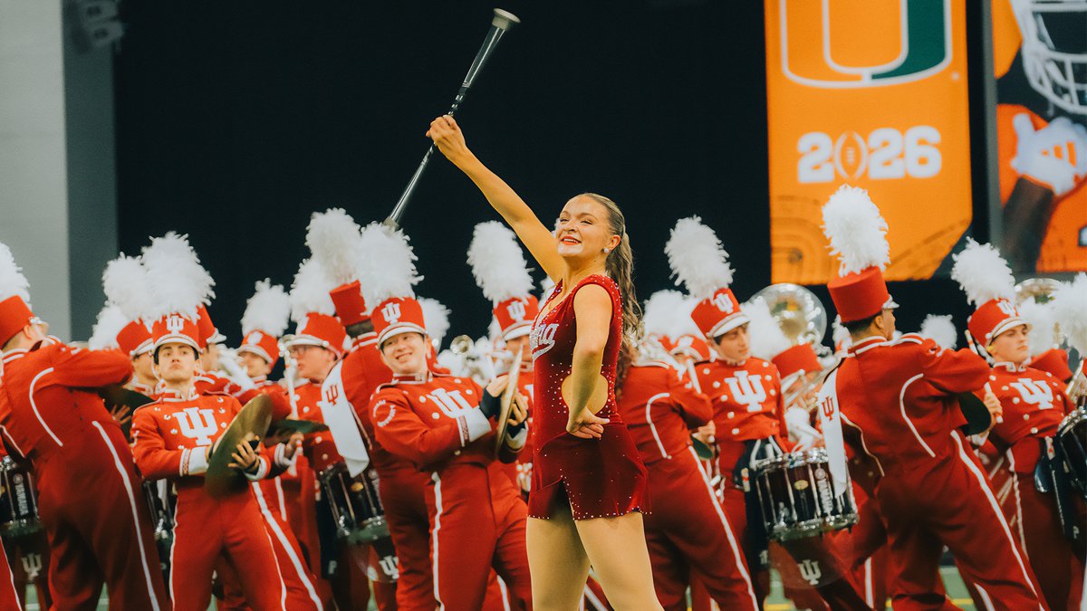 HundredIU's tweet photo. Our performance at the @CFBPlayoff Fan Central in photos! 

📸: @MalikeyD 

#NeverDaunted https://t.co/VeL55dV74j