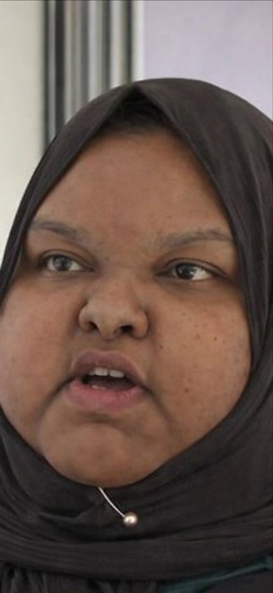 virtouscontract's tweet image. Check under your beds tonight I caught this one reachin for my nightstand snacks